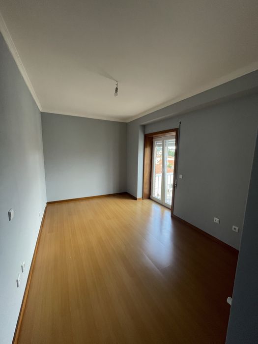 Apartamento T2 em excelente estado – Localização central