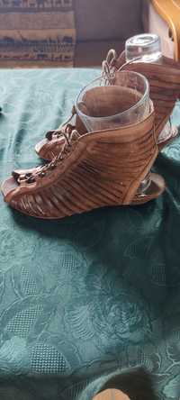 Oryginalne buty damskie skórzane sandały