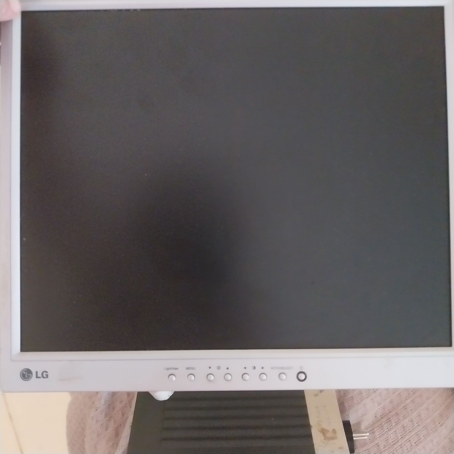Monitor LG usado