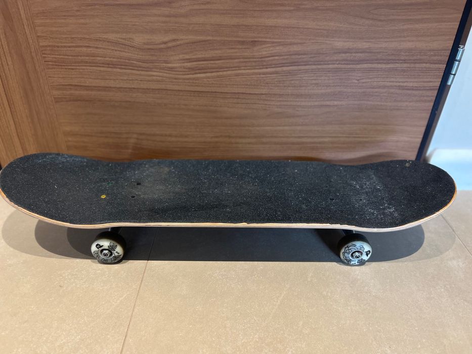 DESKOROLKA – Setup Krux / Bones / Primitive / Youth x Kult x Dybuk