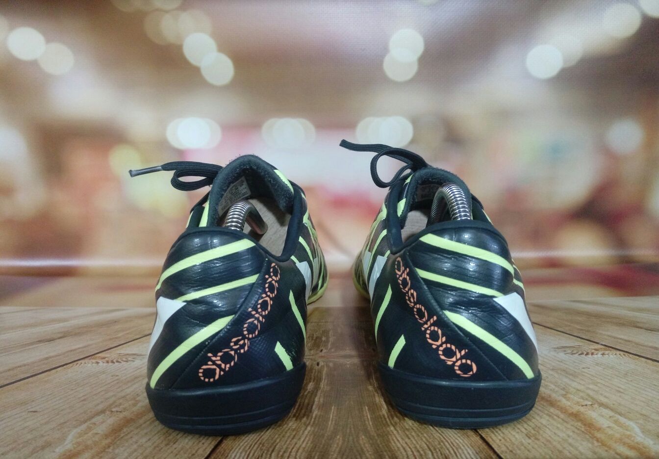 Оригинал спортивные кроссовки футзалки бампы Adidas Absolado