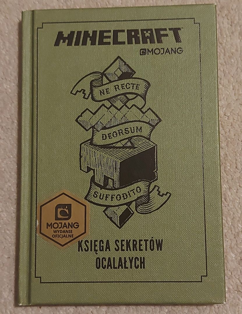 Książka Minecraft "Księga ocalałych sekretów"