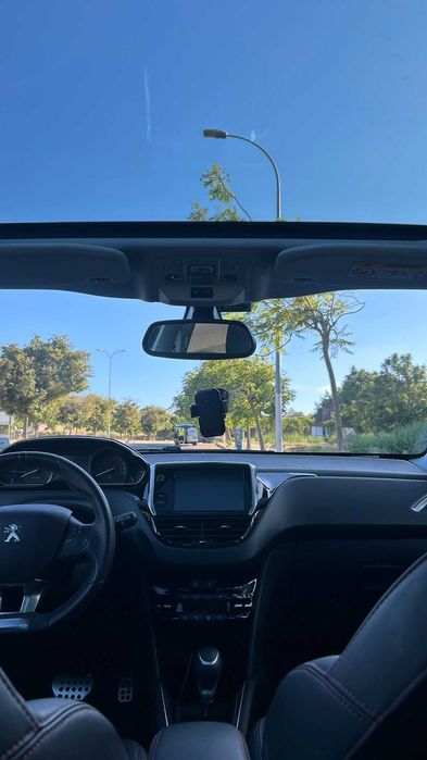 Peugeot 208 1.2 PureTech GT Line EAT6 - Impecável