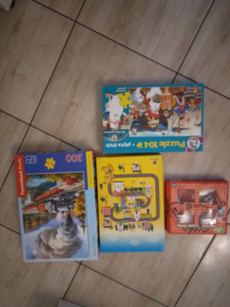 3 pudełka puzli 104.200 szt