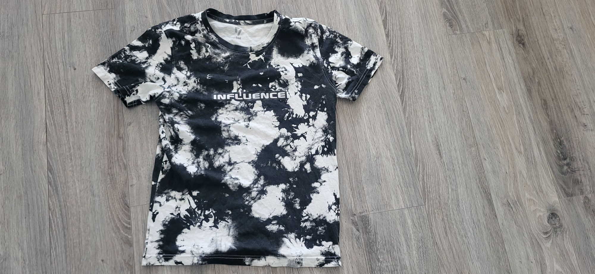 3 sztyki Tshirt Young Reporter 146 cm