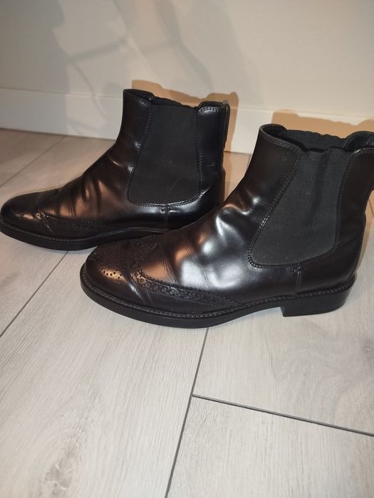 Чоловіче шкіряне взуття фірми TOD'S made in Italy