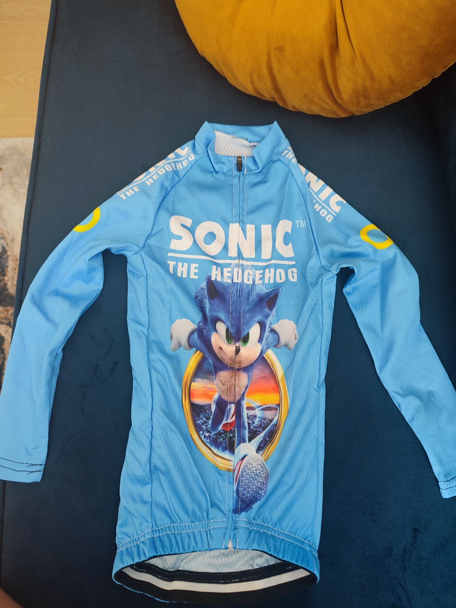 Nowy komplet kolarski, strój rowerowy, motyw Sonic