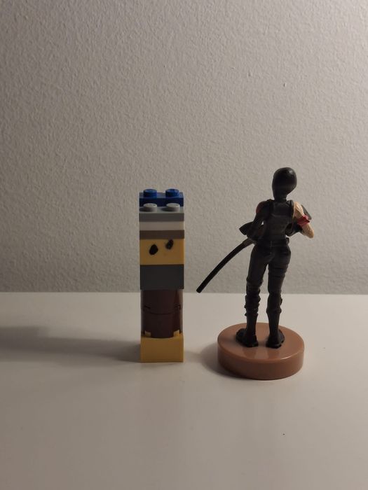 4 figuras fortnite