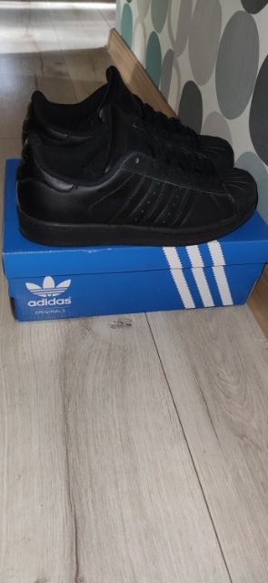 Adidas Superstar oryginalne r.38 dł wkładki 24cm