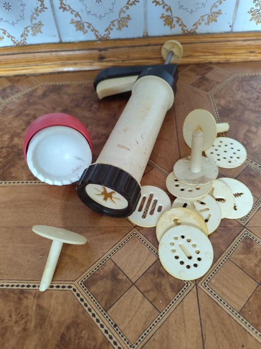 Мясорубка Соковижималка. Миксер.