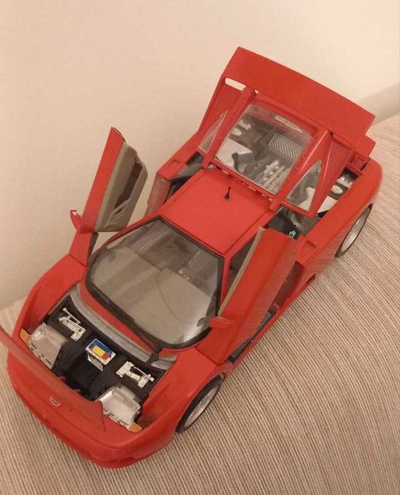 Bugatti Vermelho 1991