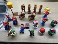 Varias figuras mcdonalds super mario nintendo
