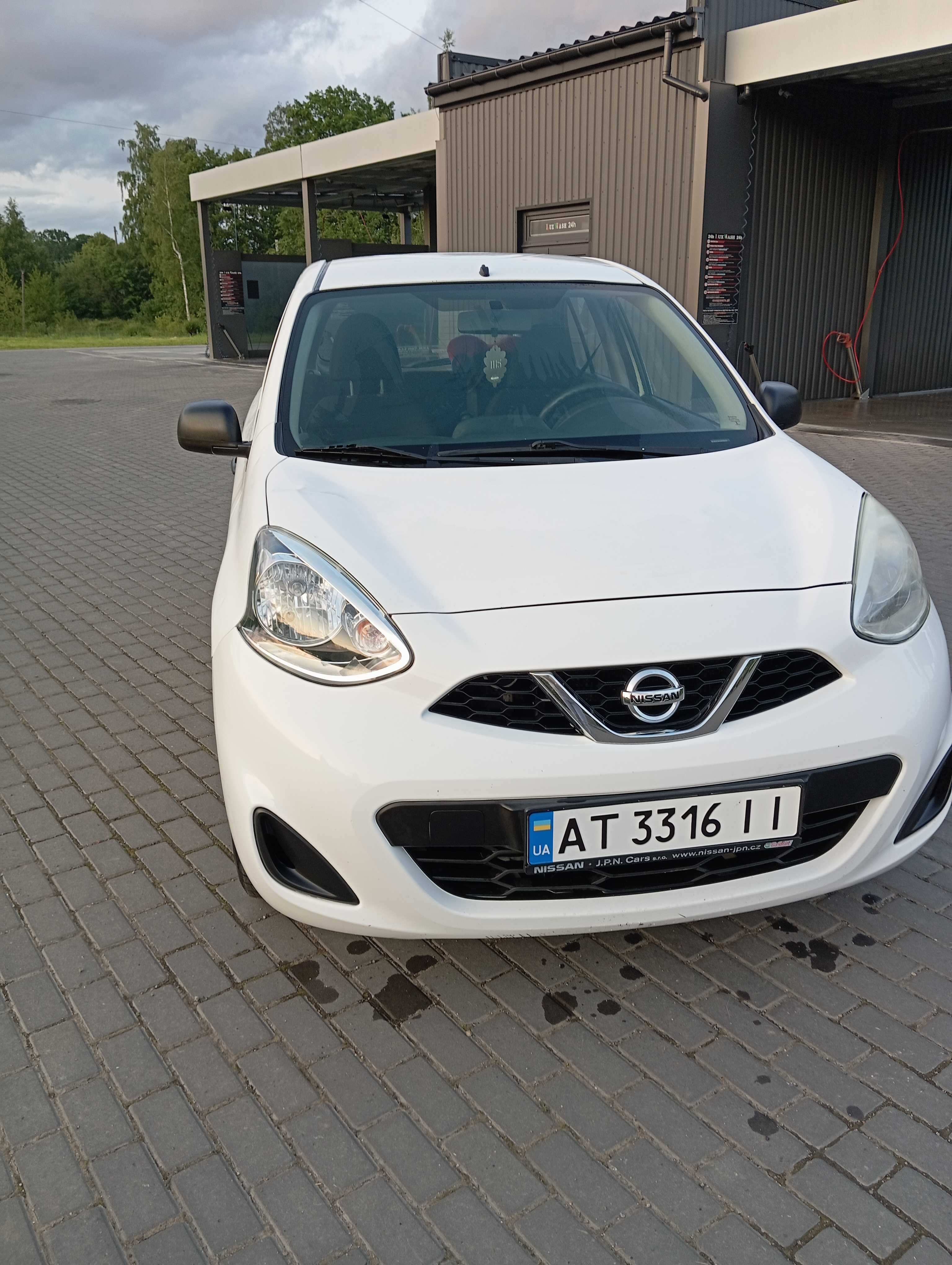 Свіжо-пригнаний автомобіль Nissan Micra