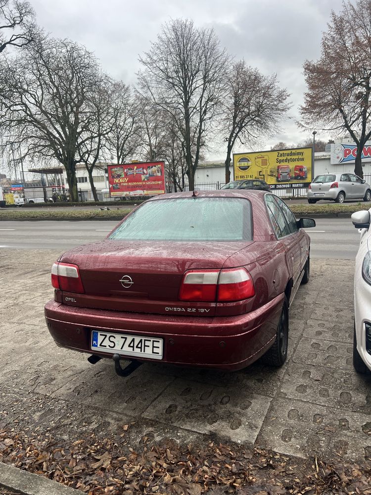Opel Omega 2000 edition 2.2 benzyna Automat