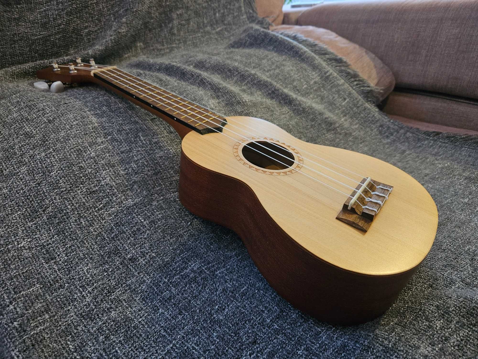 Ukulele Soprano Kala KA-15S-S