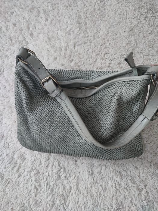 Шкіряна плетена сумка в стилі хобо , з вареної шкіри Vera Pelle