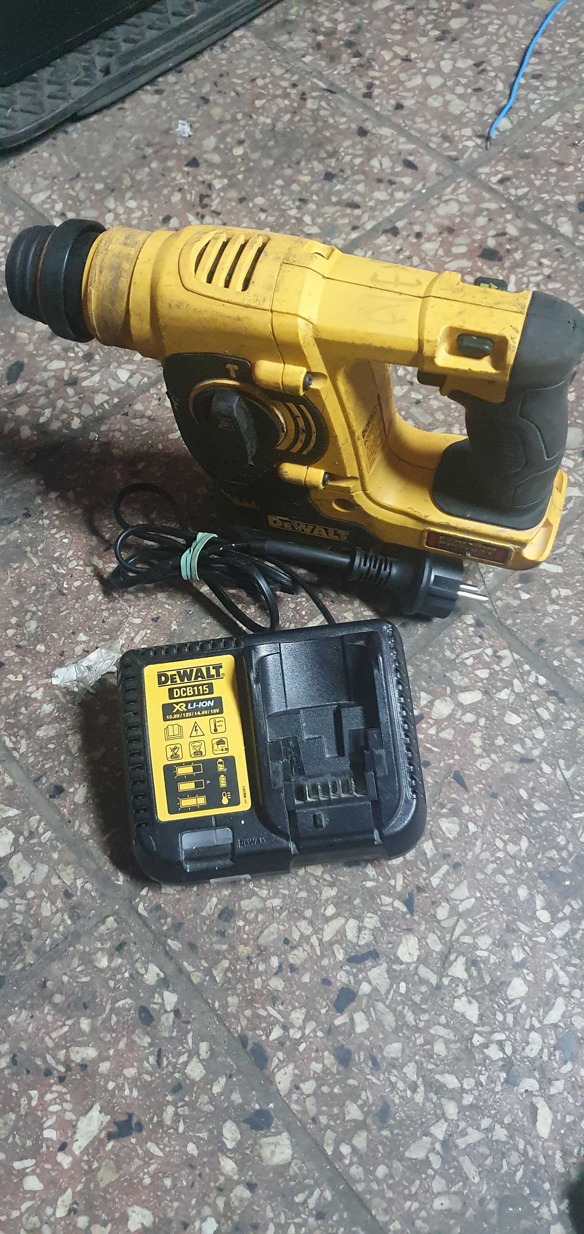 DeWALT DCH253 młotowiertarka SDS Plus 18V ładowarka