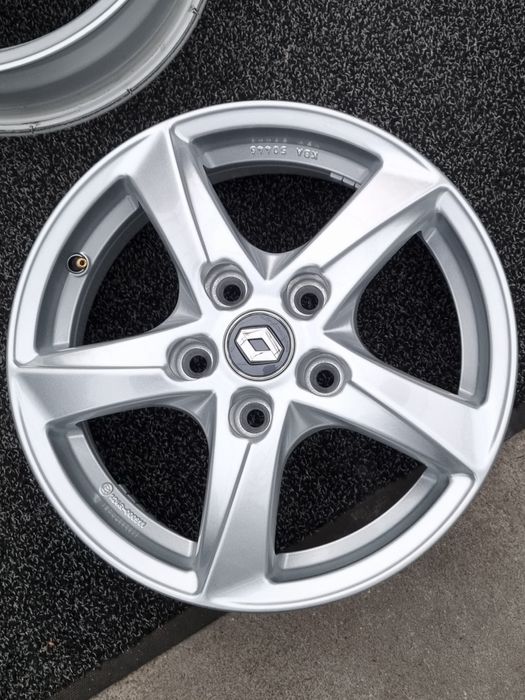 Felgi Alu z czujnikami 15" Renault Megane IV 4 Zoe 5x114,3 SuperStan