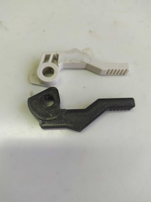 Ричаг підйому лапки Victoria