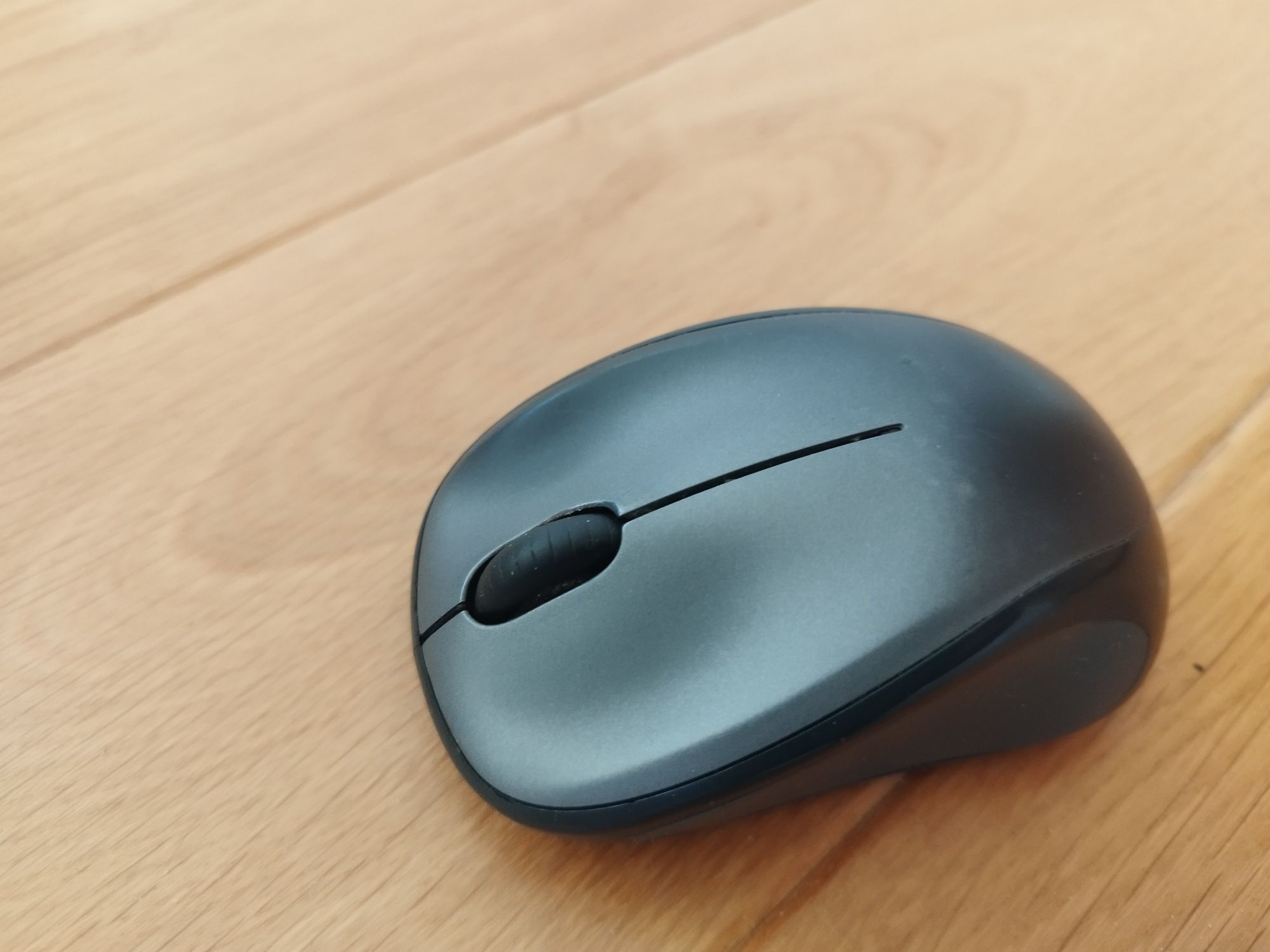 Mysz Logitech M235