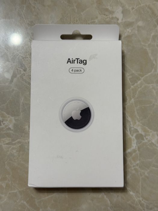 Apple airtag 4 штуки нові