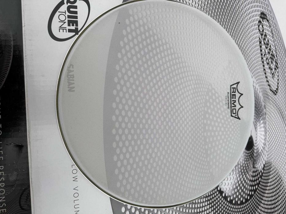 пластики remo SILENTSTROKE для тихої ударної установки 16 та 13