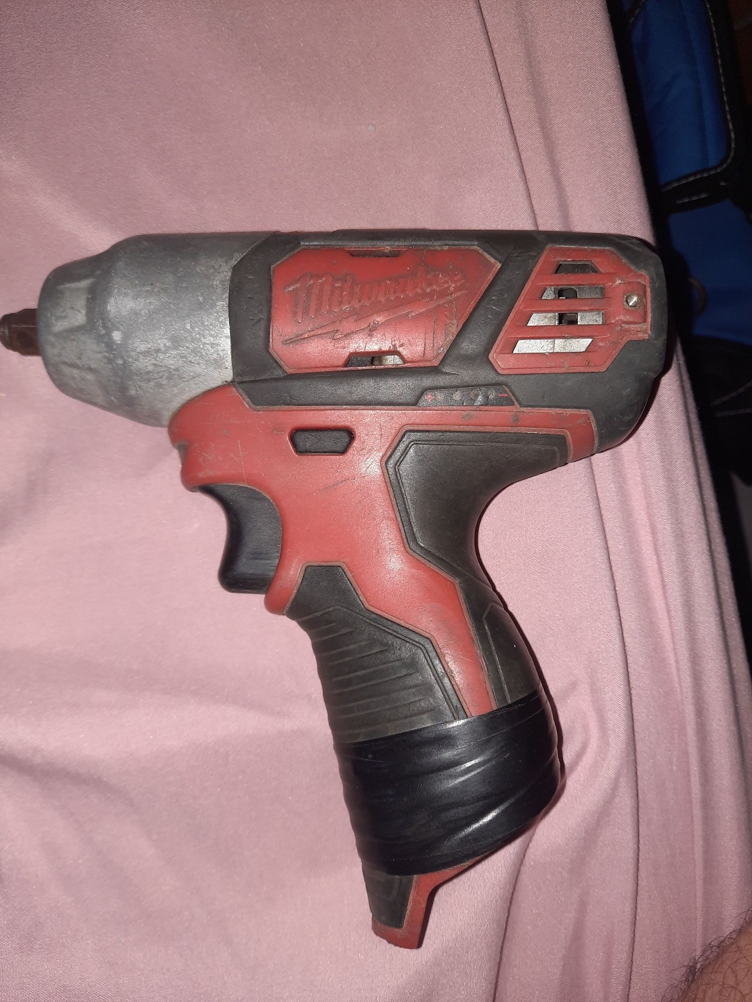 Milwaukee chave impacto m12