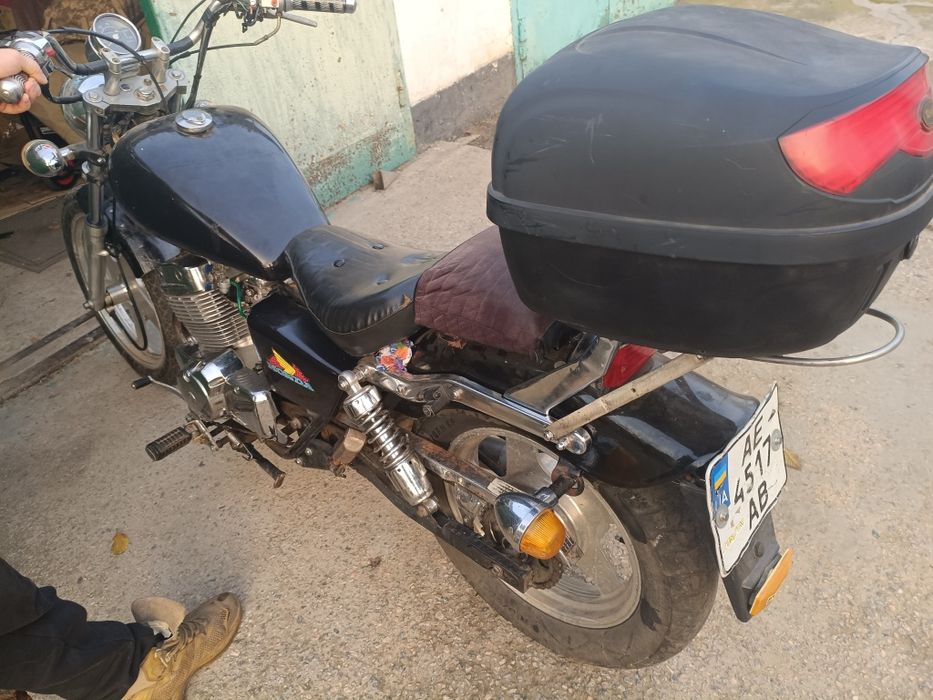 Продам Мотоцикл 250 кубів об'єм