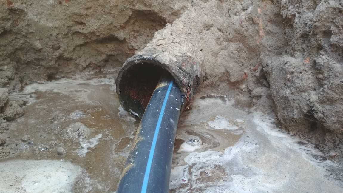 Прокол Грунта под Дорогой, Замена труб Водопровода, Врезка в трубу
