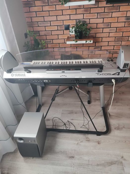 Yamaha TYROS 4 genos modx psr idealna REZERWACJA