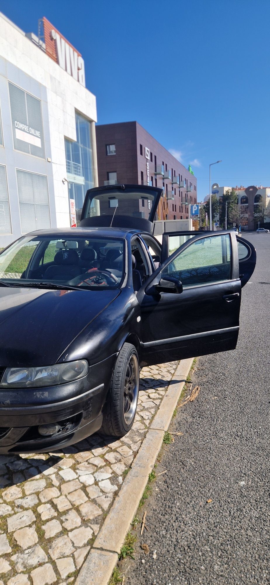 Seat leon 1m 1.6 221mil km