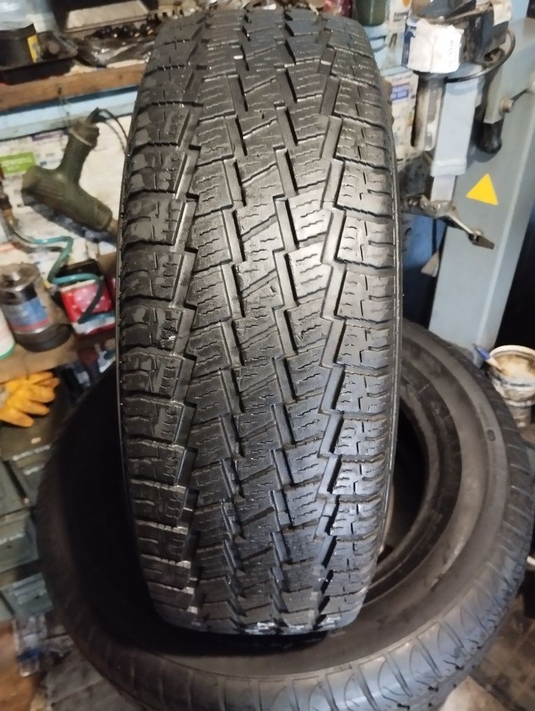 Одна зимова шина Maxxis 205/65/16c