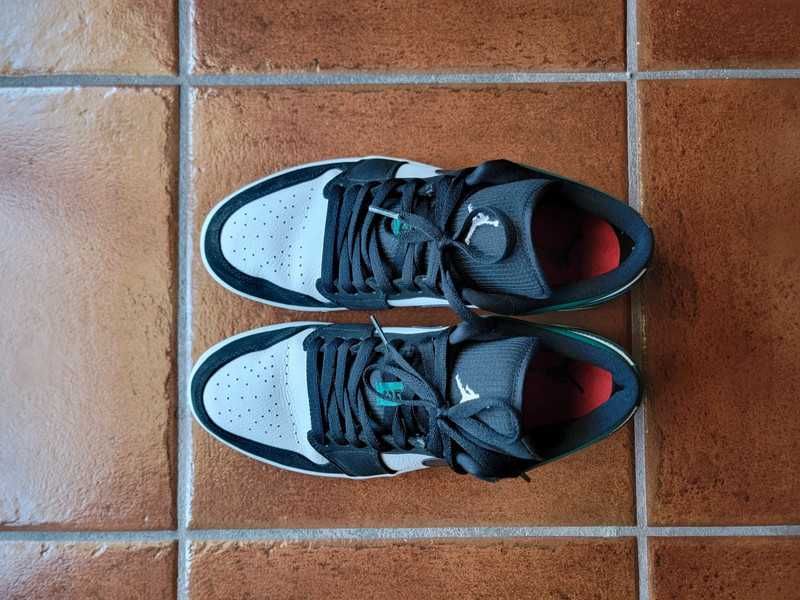 Sapatilhas Nike Jordan 1 Low White Black Mystic Green Tamanho 44.5