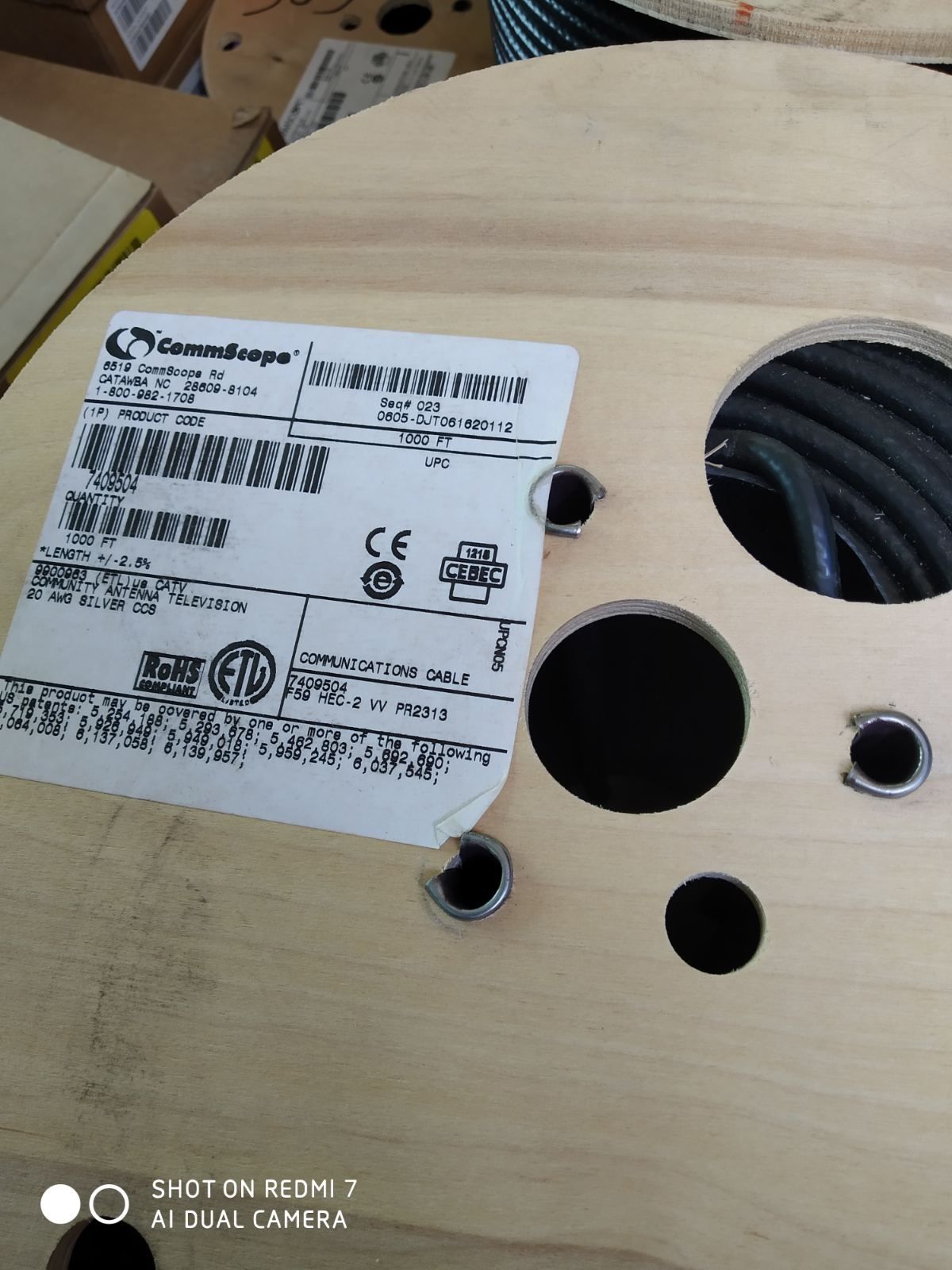 CommScope чорний 305м