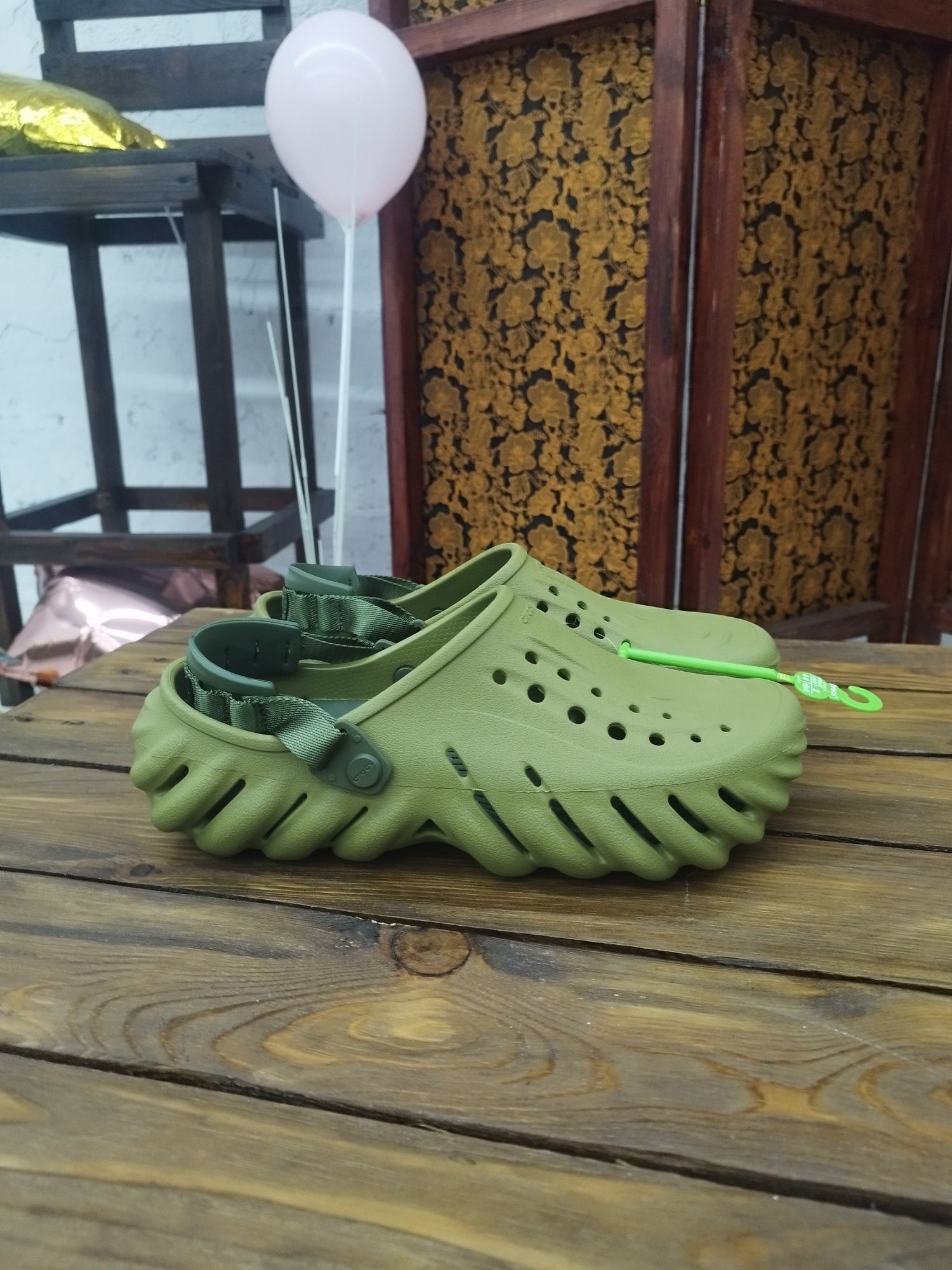 Оригінальні Crocs. В наявності від 35 до 51 розміру.