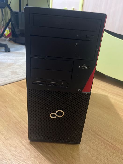 Komputer stacjonarny zestaw