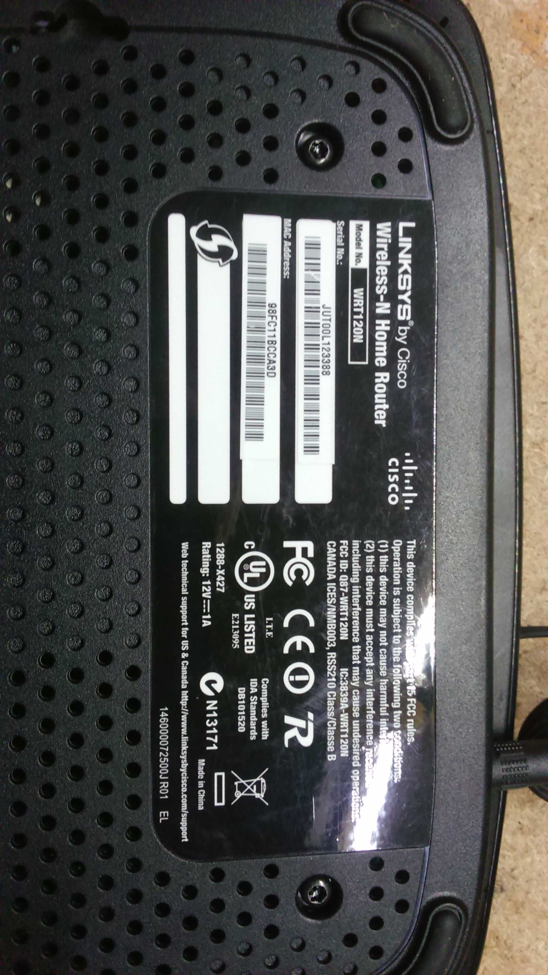 Wi-Fi роутер Linksys by Cisco