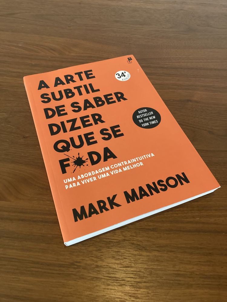 Livro "A arte subtil de dizer que se f*da"