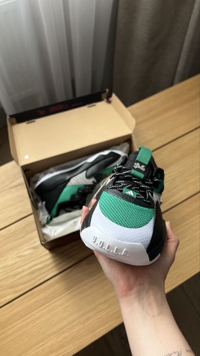 Кросівки чоловічі Adidas Dame оригінал нові в коробці