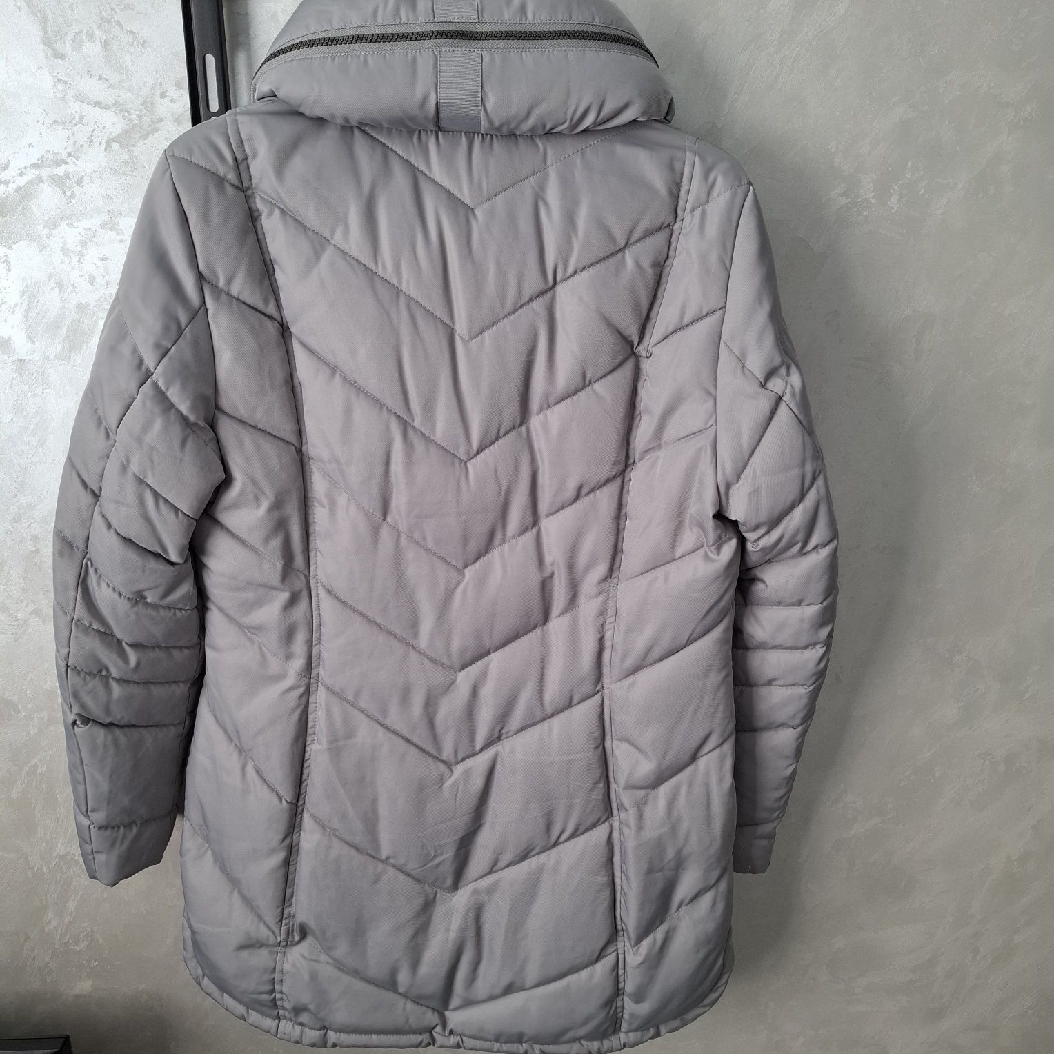 Продам куртку Next р.M-L