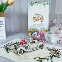 Elegancka Kartka Gratulacyjna "Just Married" - Samochód z Kwiatami!