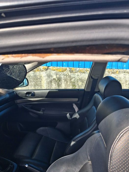 Audi A4 pintura nova, estofos novos.