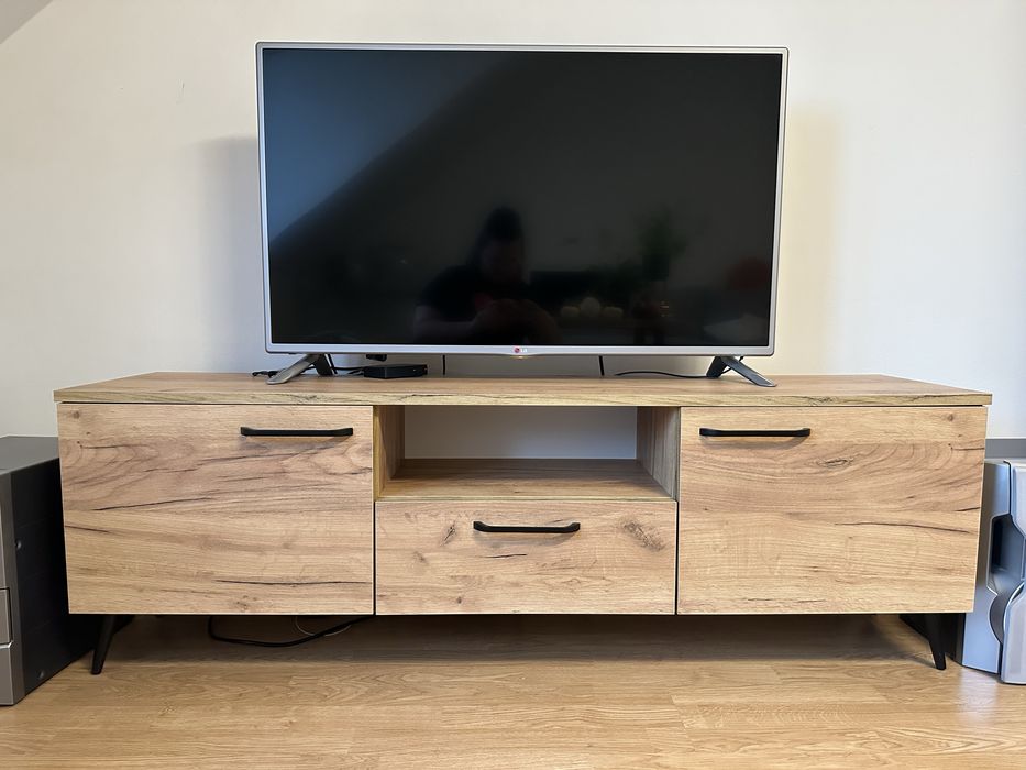 Szafka RTV + Barek/szafka z witryną podświetlaną