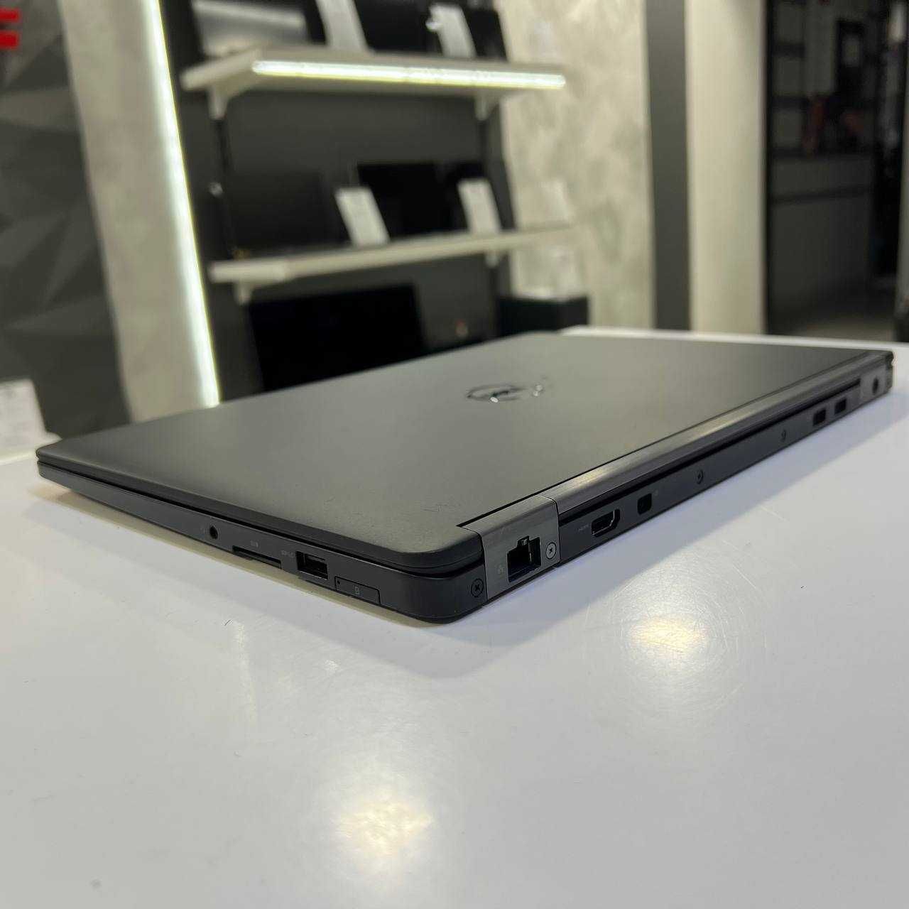 Ноутбук Dell Latitude E7470 Intel Core i7-6600U/16Gb/256Gb SSD/Win10s