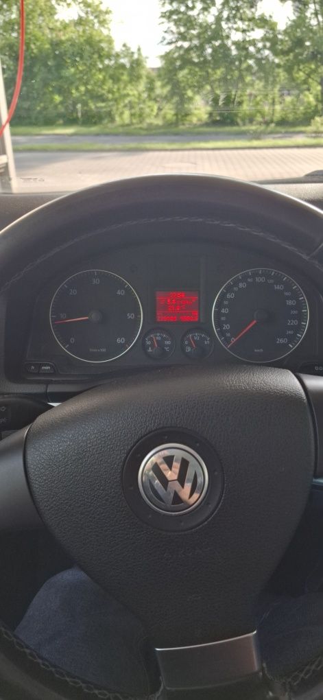 VW Jetta 1.9 TDI 105km