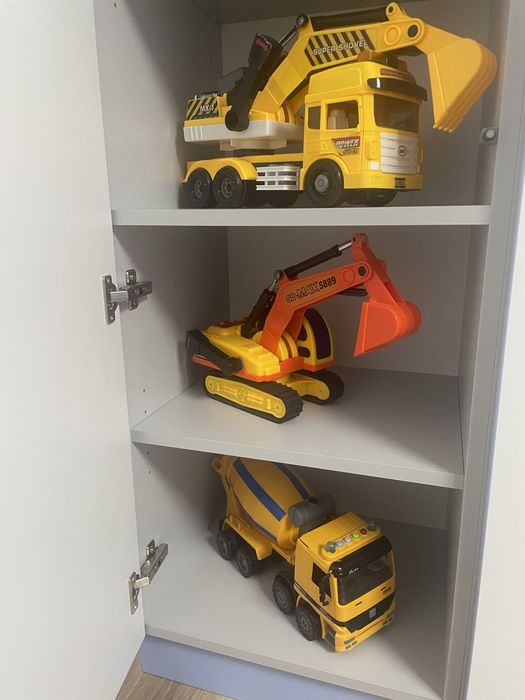 Zestaw 3 duzych maszyn budowlanych