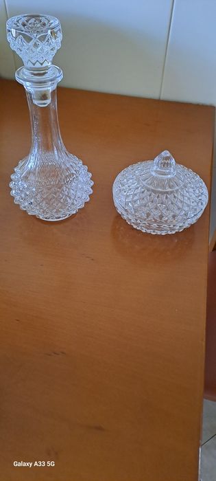 Garrafa de licor cristal+ pote