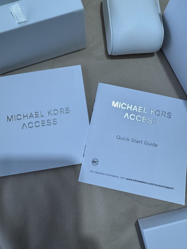 Smart watch Michael Kors