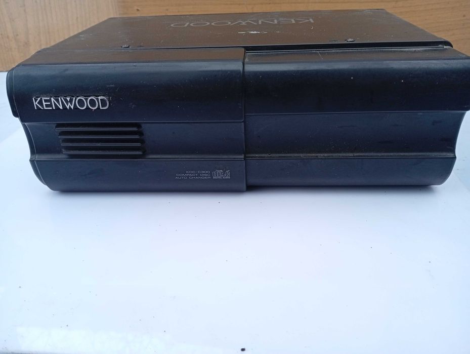 Kenvod  пристрій для дисків