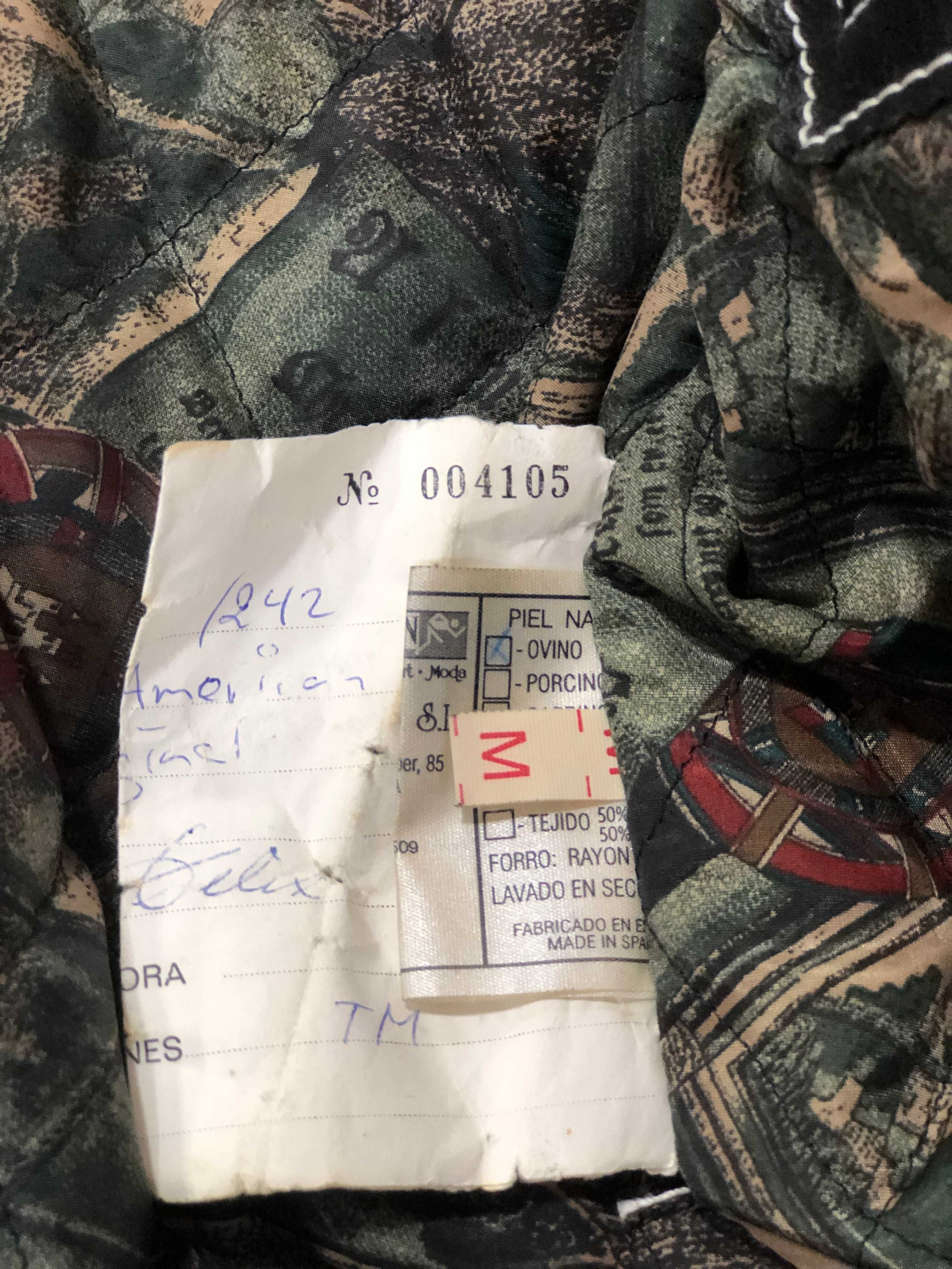 Vendo Blusão em  Pele de Ovino